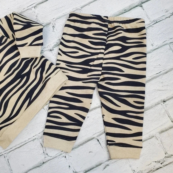 Zebra Girls Fleece Lined Sweatshirt and Sweatpants Matching Set Winter Clothes - Picture 3 of 7